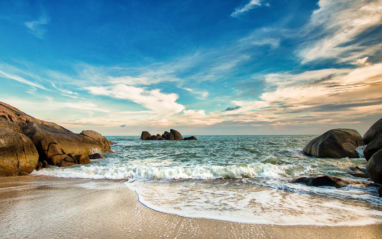 When is the best time to visit Thailand?