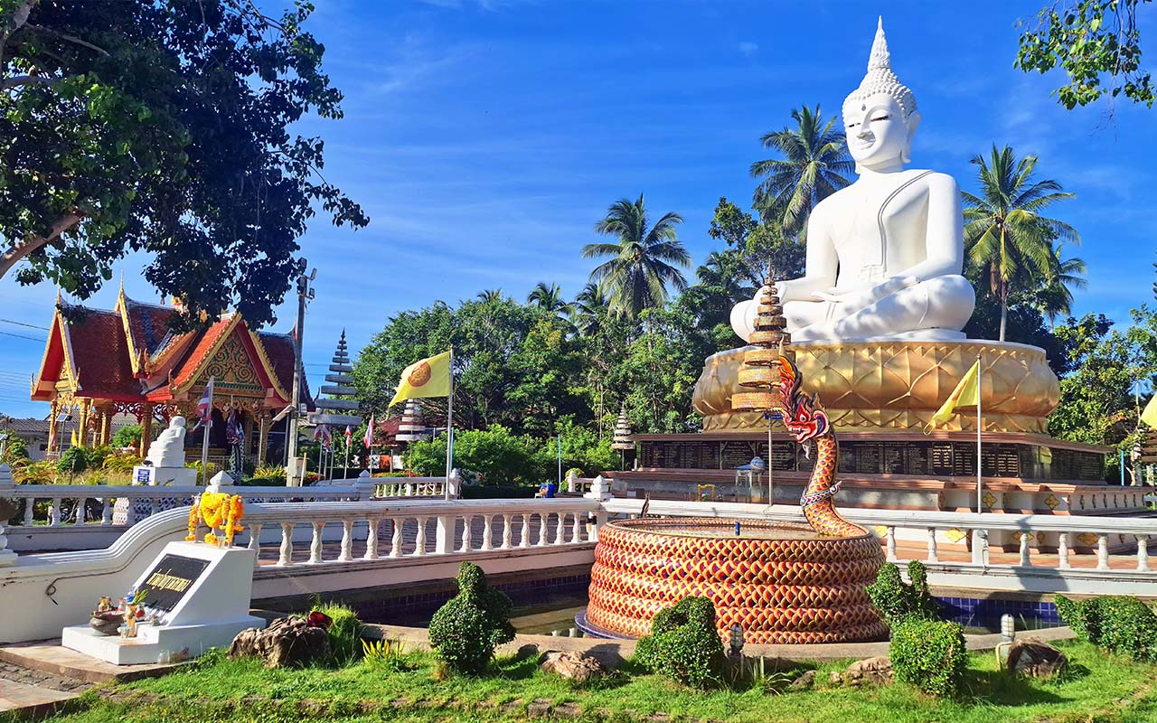 When is the best time to visit Thailand?