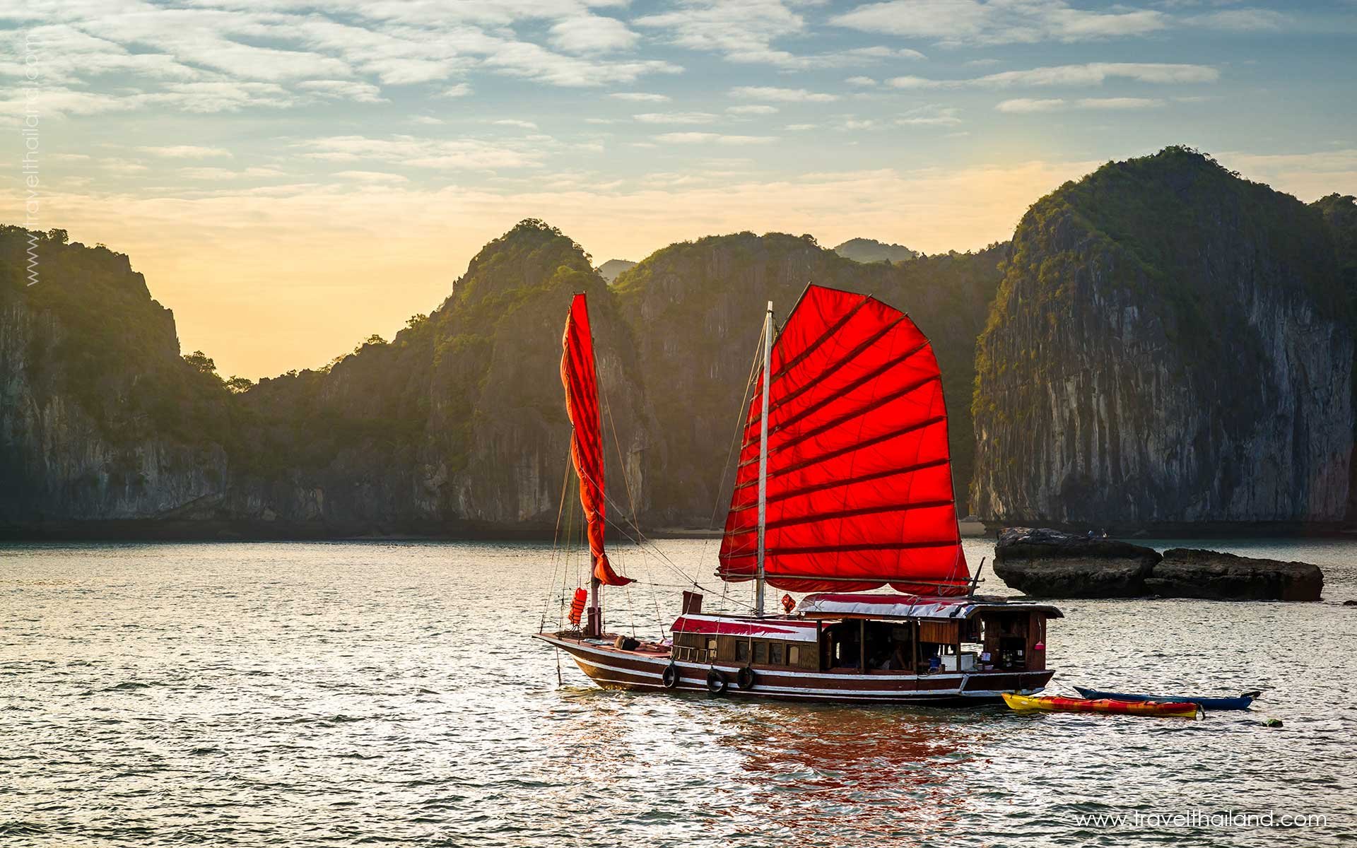 Creating Memories from Bangkok to Halong Bay - 6 Days