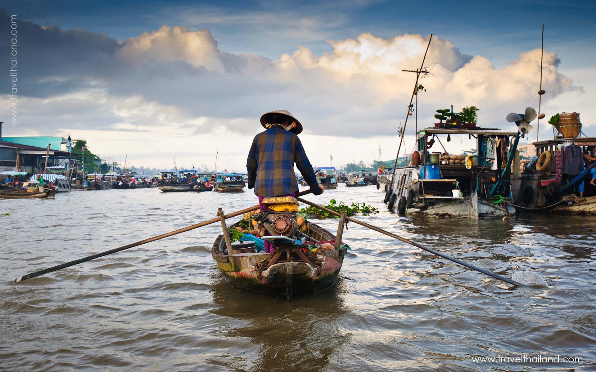 Creating Memories from Bangkok to Halong Bay - 6 Days